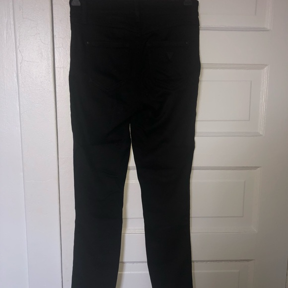 Black Guess satin jeans - Picture 5 of 6